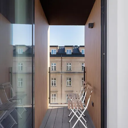 Apartman Center With A Balcony - Rajska 3